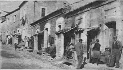 Via F. Bruno con i cessi esterni 1950